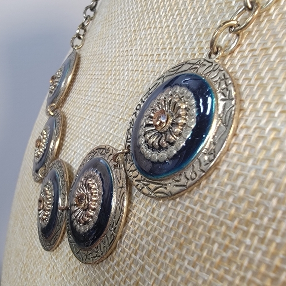 Ruby Rd. Chic Gold and Black Statement Necklace Medallions Chain - Picture 3 of 17